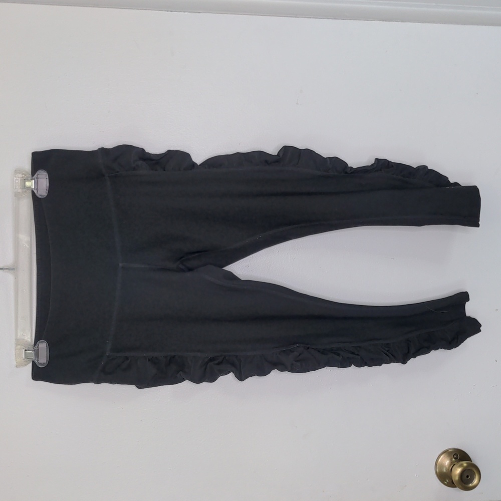 MPG navy blue rouched side Capri leggings size small